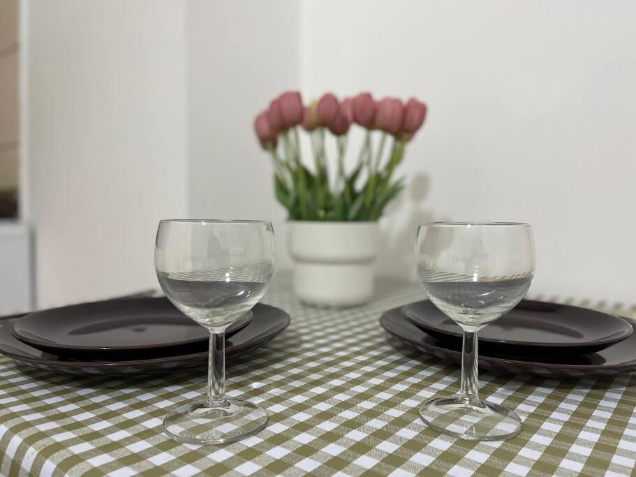 1#Parliament Sunflower Apartments Room Budapest Exteriör bild